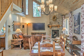 Luxury 4BR Cabin with 2 King Suites on Shuttle Route